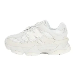 9060 Lage Profiel Sneakers