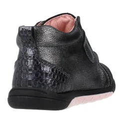 Adhesive Strap Boots