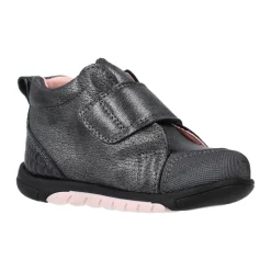 Adhesive Strap Boots