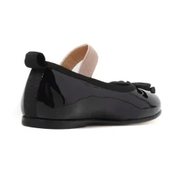 Ballerina`s met strikdetail