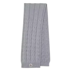 Grijze decoratieve gebreide sjaal