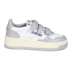 Grijze Leren Sneakers met Geperforeerde Neus