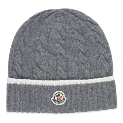 Grijze Wollen Muts met Logopatch