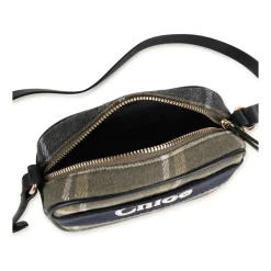 Groene tassen met polyester en leer