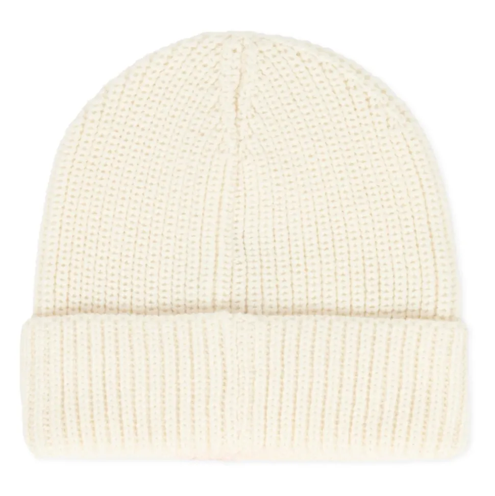 Ivoor Geribbelde Muts met Logopatch