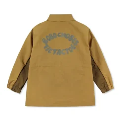 Jas met capuchon verborgen in kraag