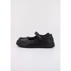 Klassieke ballerina's voor schooluniformen