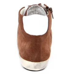 Klassieke hoge kinderschoen