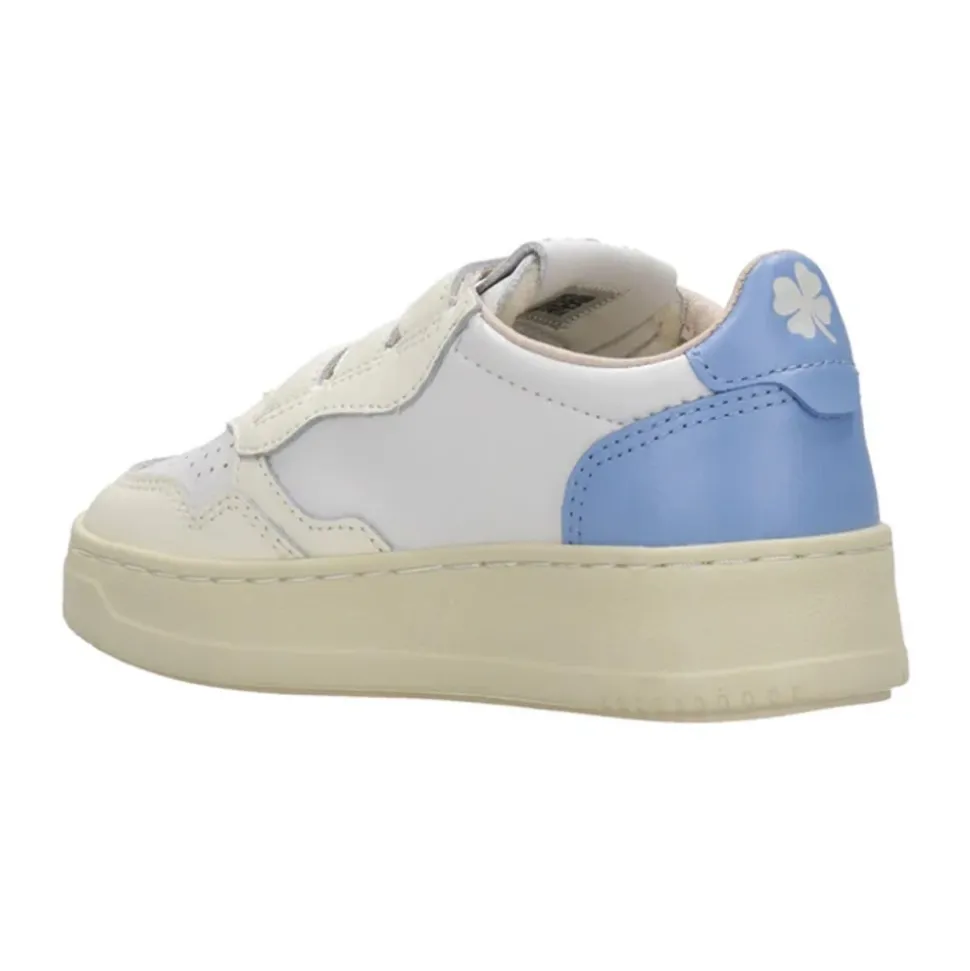 Leren Sneakers met Geperforeerde Neus