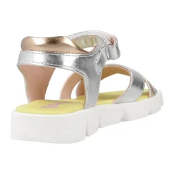 Metallic Platte Sandalen