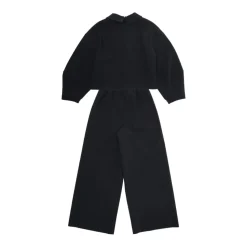 Pak met kraalkraag in technische stretchstof