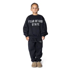 Retro Fleece Crewneck in Jet Black