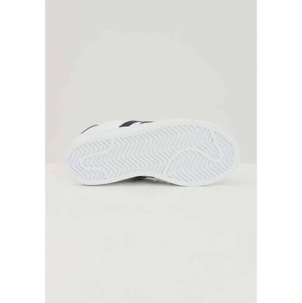 Sportieve Witte Superstar Sneakers