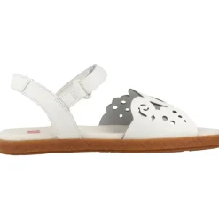 Stijlvolle zomersandalen voor actieve kinderen