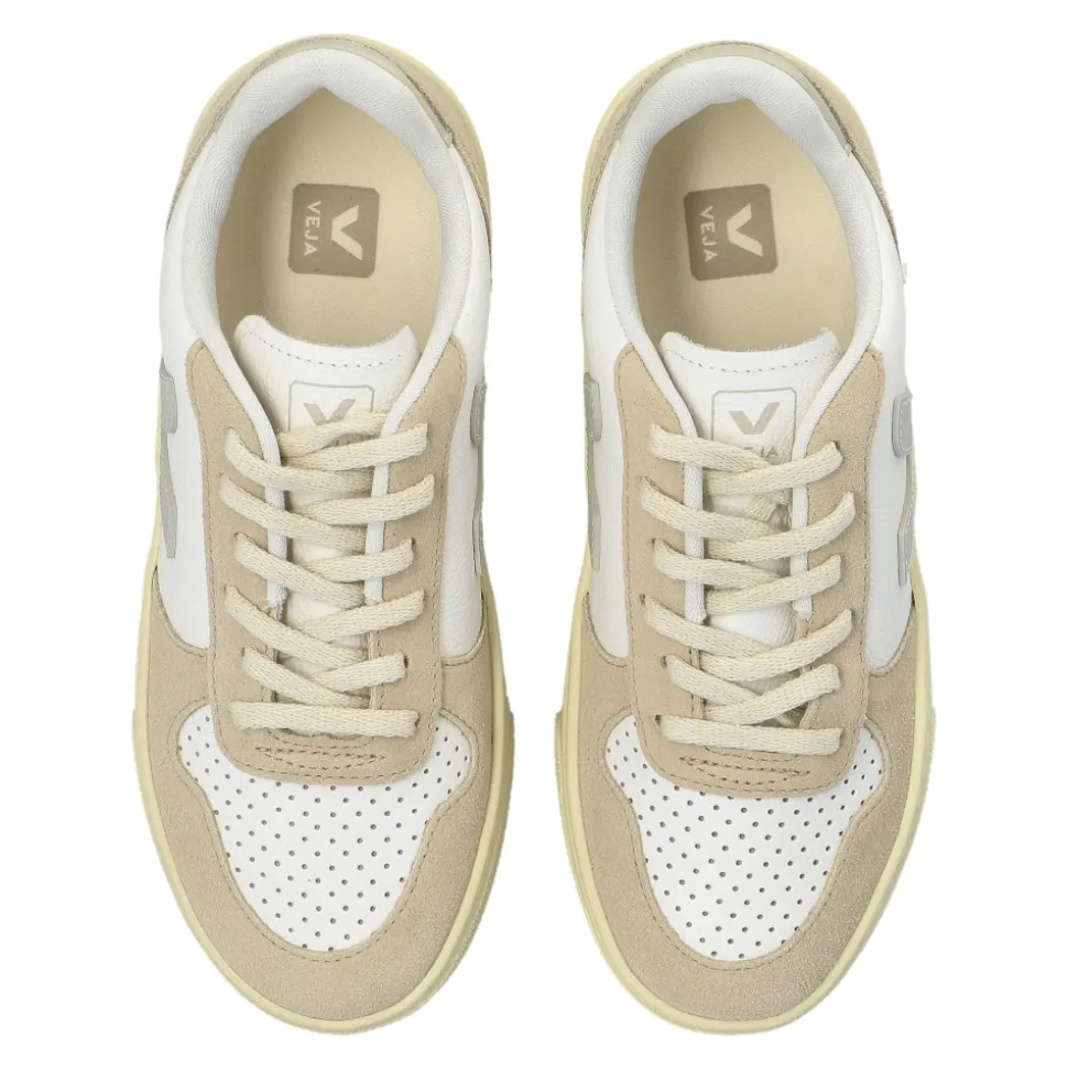 V-10 Laces Leather Sneakers