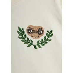 Wit T-shirt met een geborduurd patroon