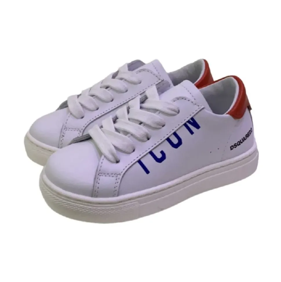 Witte lage sneakers
