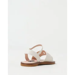 Witte leren sandalen