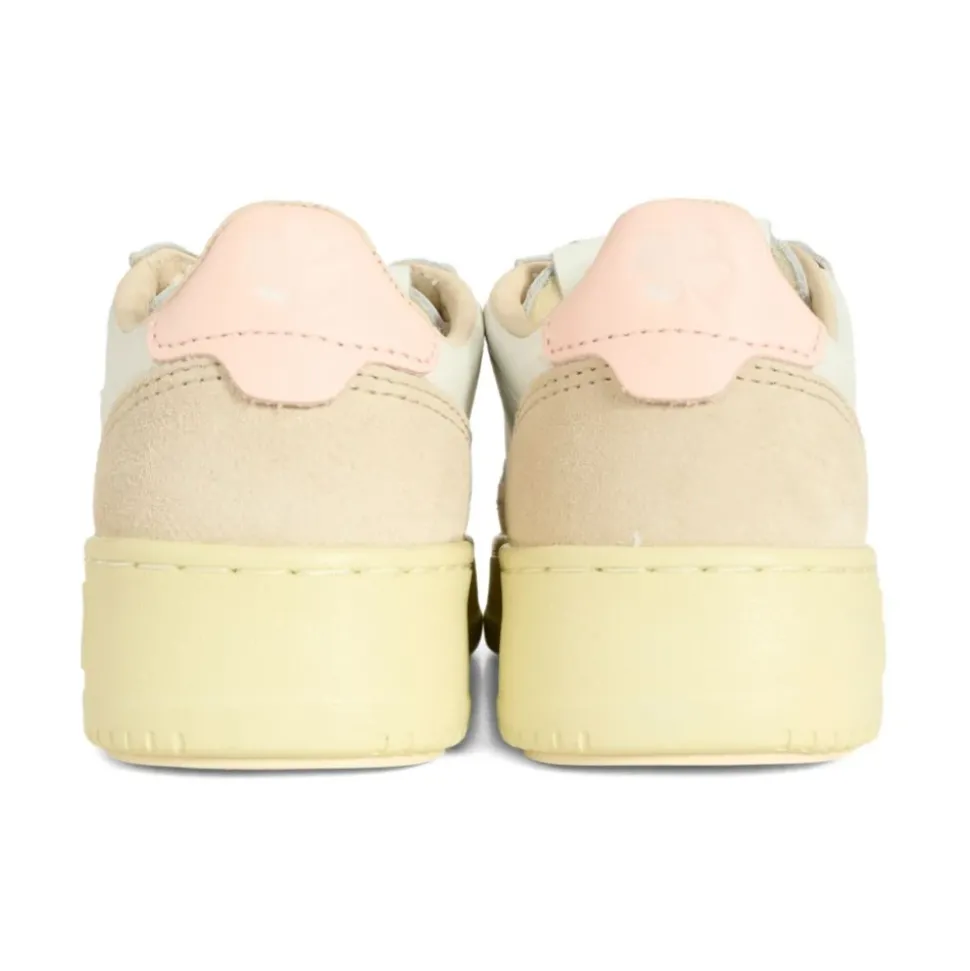 Witte Leren Sneakers met Geperforeerde Details