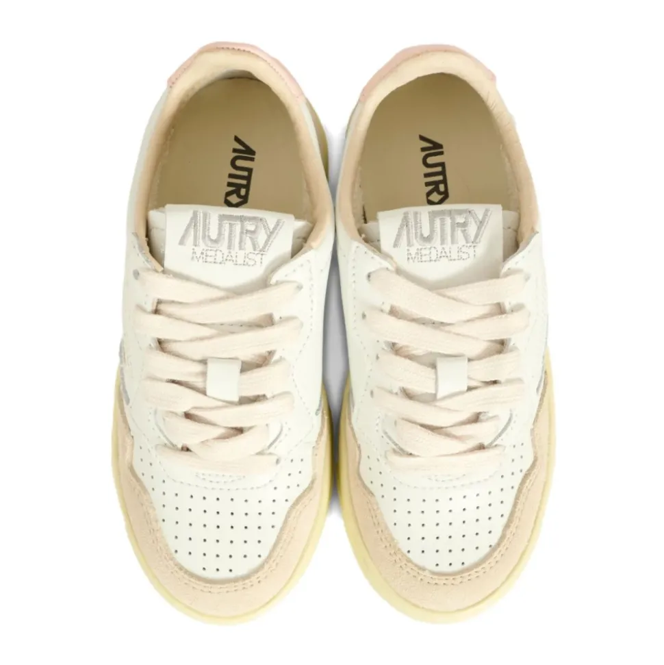 Witte Leren Sneakers met Geperforeerde Details