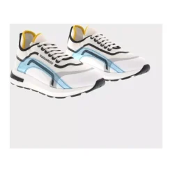 Witte Sneakers met Decoratieve Elementen