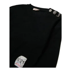 Zwarte kindertrui met decoratieve knopen