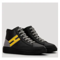 Zwarte leren sneakers