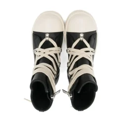 Zwarte Veterschoenen met Rubberen Zool